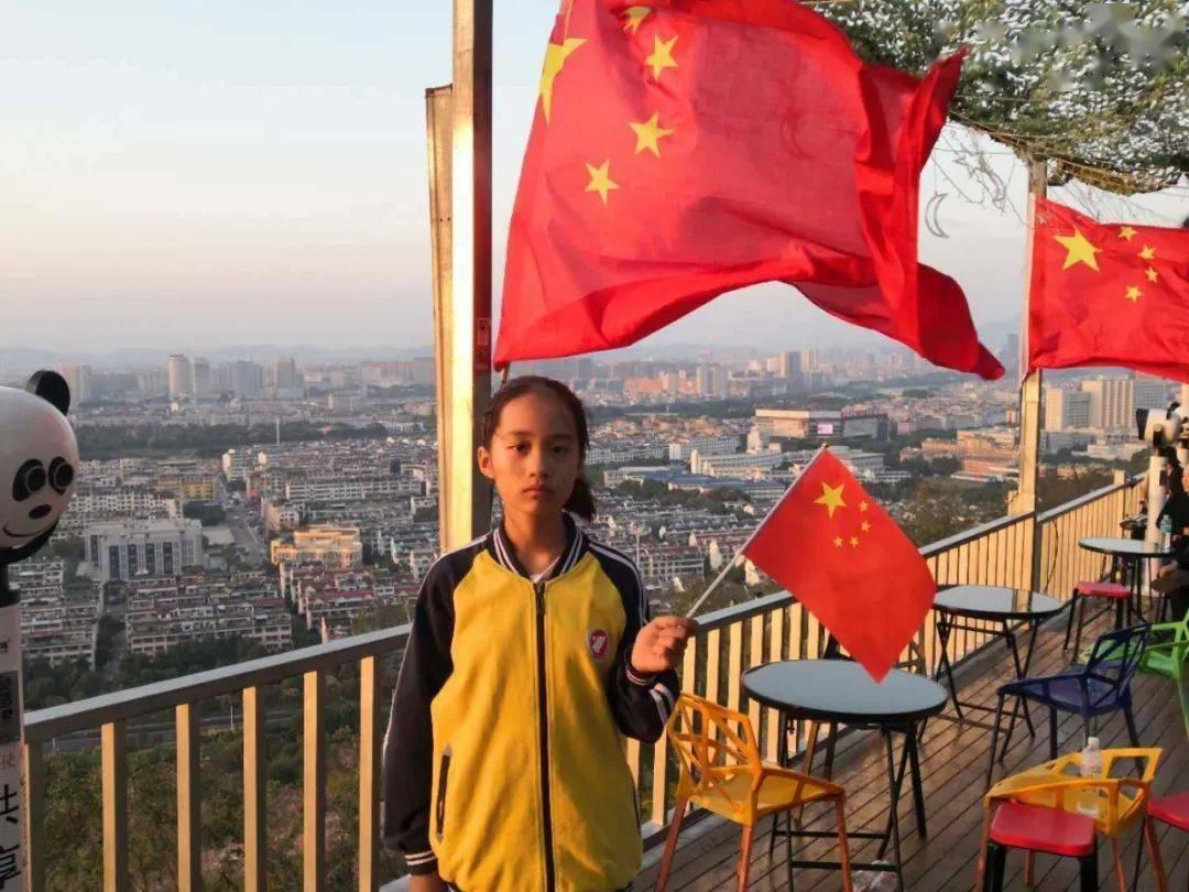 筑牢乡村健康防线 阳光人寿云南分公司向干河村捐赠补充医疗保险