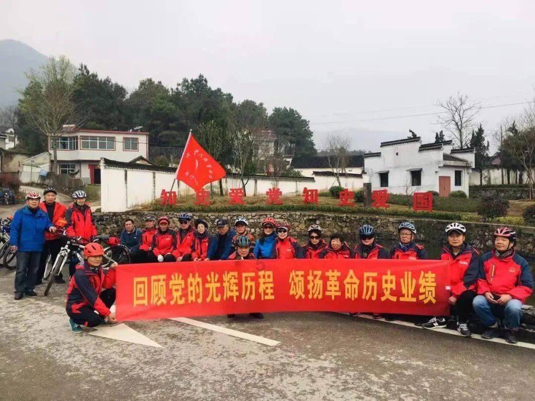 卡通卡车拼拼看