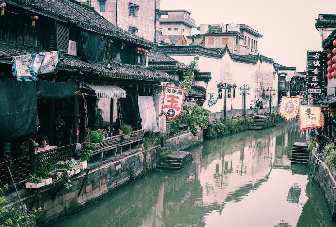 朝阳前进:“一站式”服务让群众更满意